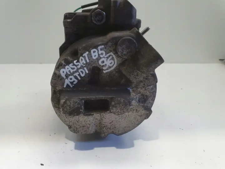 VW Passat B5 1.9 TDI SPRĘŻARKA KLIMATYZACJI pompa 8D0260808