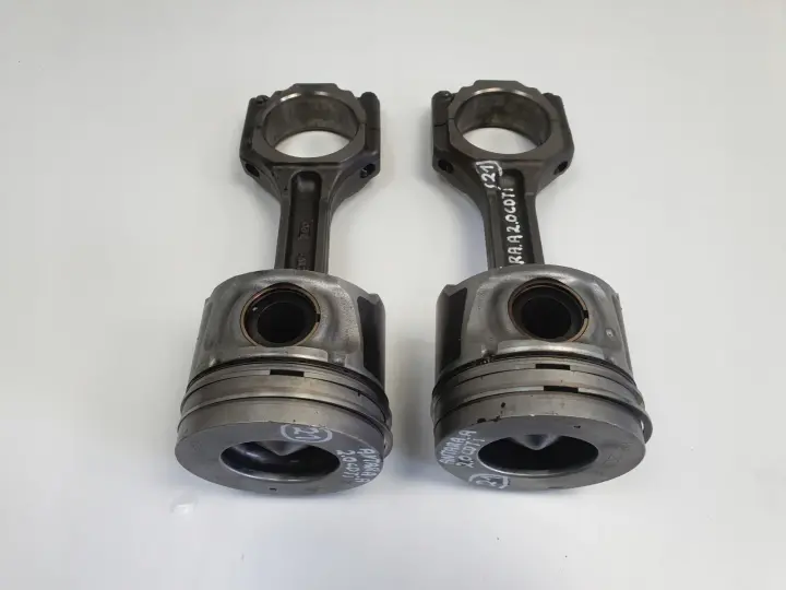 Opel Antara 2.0 CDTI TŁOK korbowód