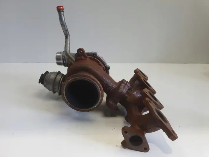 Volvo XC60 S60 V60 II 2.0 D3 TURBOSPRĘŻARKA turbo 31493379