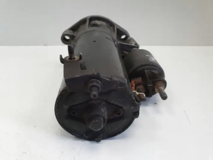 Audi A4 B5 1.9 TDI ROZRUSZNIK 068911024C bosch