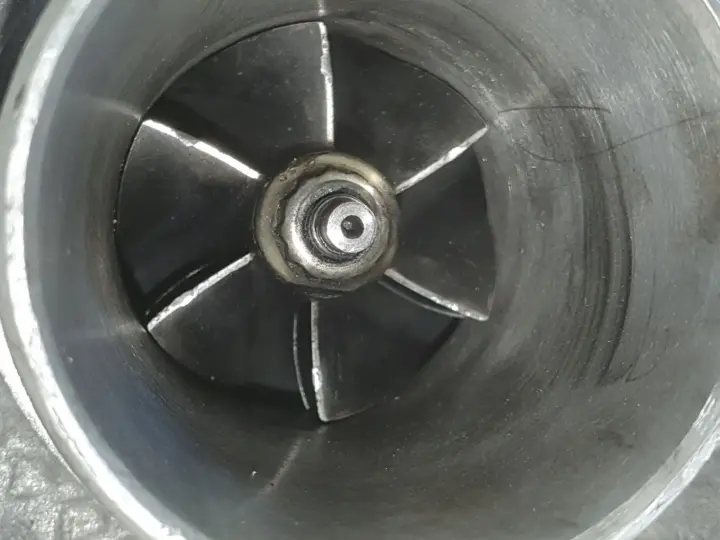 Audi A4 B5 VW Passat B5 1.9 TDI TURBOSPRĘŻARKA turbo 028145702H