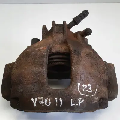 Volvo S60 I V70 II PRZEDNI ZACISK HAMULCOWY lewy przód kierowcy 829