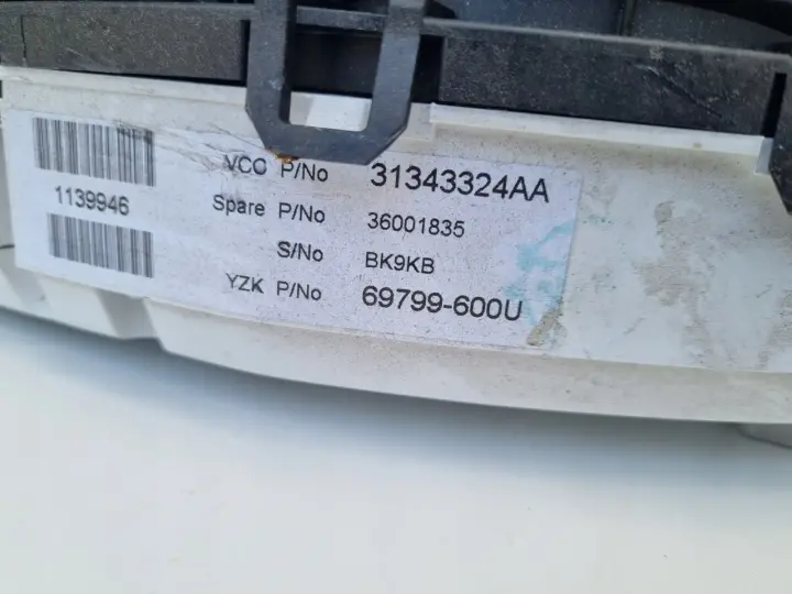Volvo S80 II V70 III XC70 II 2.0 16V LICZNIK ZEGARY Europa 31343324AA