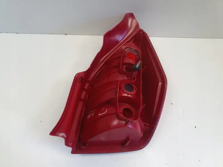 Citroen C2 03-09r TYLNA LAMPA LEWA lewy tył kierowcy 9680283780