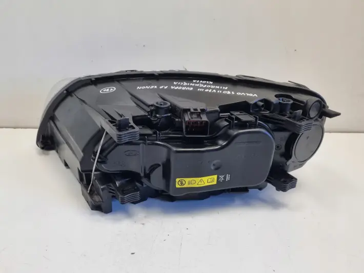 Volvo S80 II V70 III XC70 II PRZEDNIA LAMPA PRAWA PRAWY PRZÓD europa