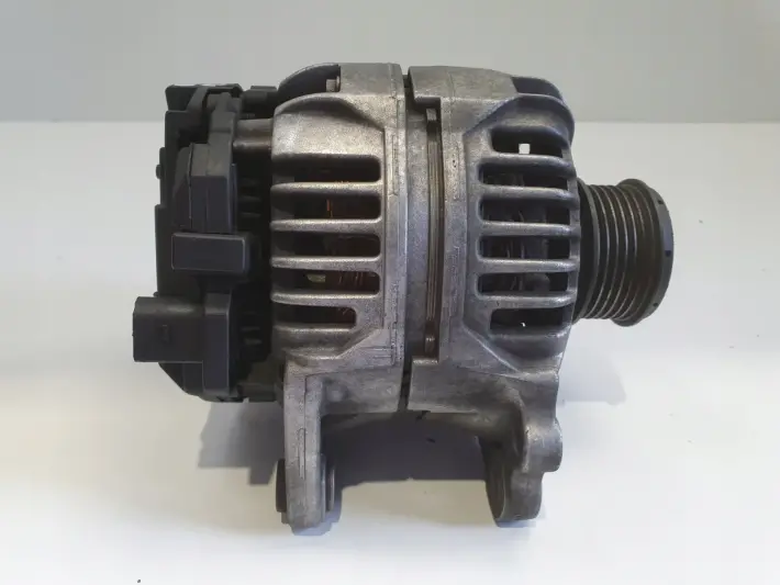 Audi A3 8L Golf IV 1.9 TDI ALTERNATOR bosch 0123515021 038903023L 90A