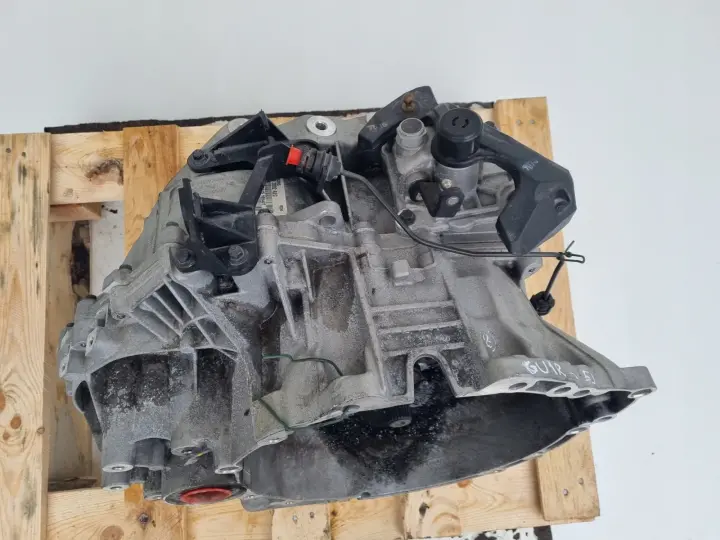 Volvo S60 II V60 2.0 D4 SKRZYNIA BIEGÓW manualna GU1R-7002-AEC