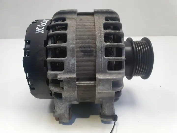 Volvo XC60 XC90 II 2.0 D4 D5 ALTERNATOR 30659580 0125812009 215A