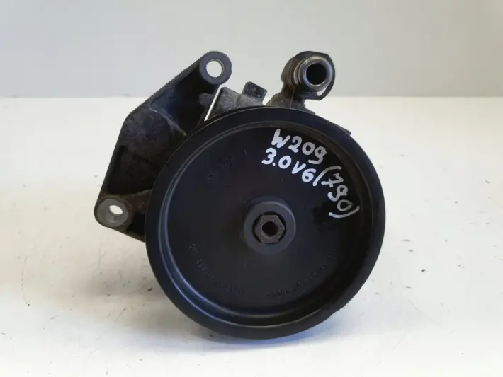 Mercedes W204 3.0 V6 POMPA WSPOMAGANIA LH2113887