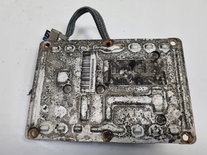 Volvo Renault Citroen Audi PRZETWORNICA Led Valeo 7 pin