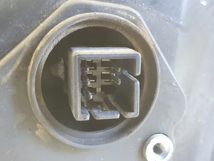 Opel Corsa C 00-06r LUSTERKO PRAWE PASAŻERA 5 pin pinów DS59-04R