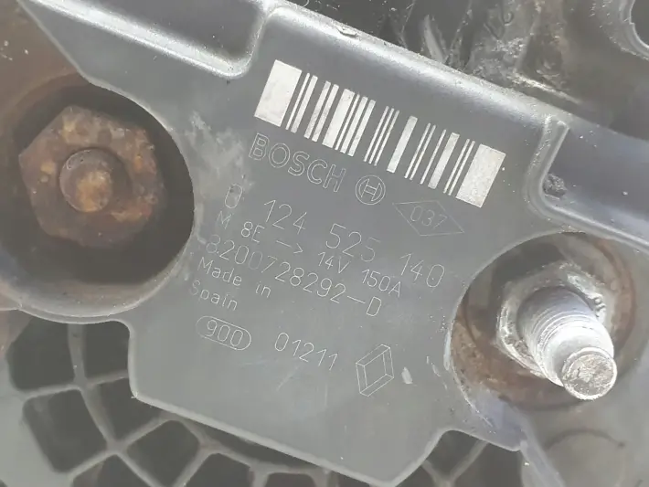 Nissan Qashqai 1.5 DCI ALTERNATOR bosch 0124525140