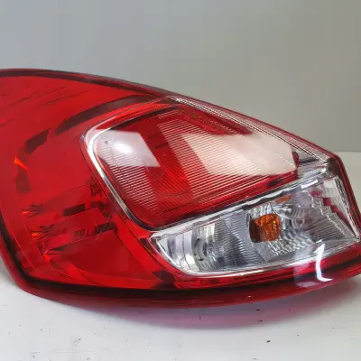 Ford Fiesta VII MK7 12-17r LIFT TYLNIA LAMPA LEWA LEWY TYŁ KIEROWCY