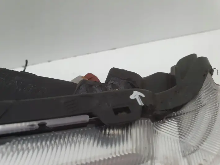 Nissan Pathfinder R51 Navara D40 III PRZEDNIA LAMPA LEWA LEWY PRZÓD xenon