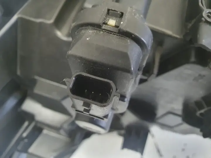 c605701c792f43e6214459476e93a97e