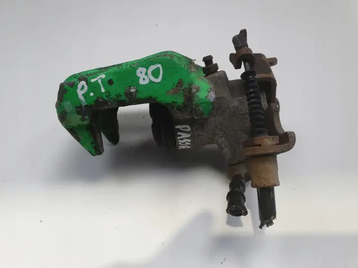 Vw Passat B5 Audi A4 B5 ZACISK HAMULCOWY Prawy tył pasażera