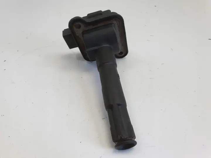 Audi A4 B5 1.8 T turbo CEWKA ZAPŁONOWA beru 0040100016