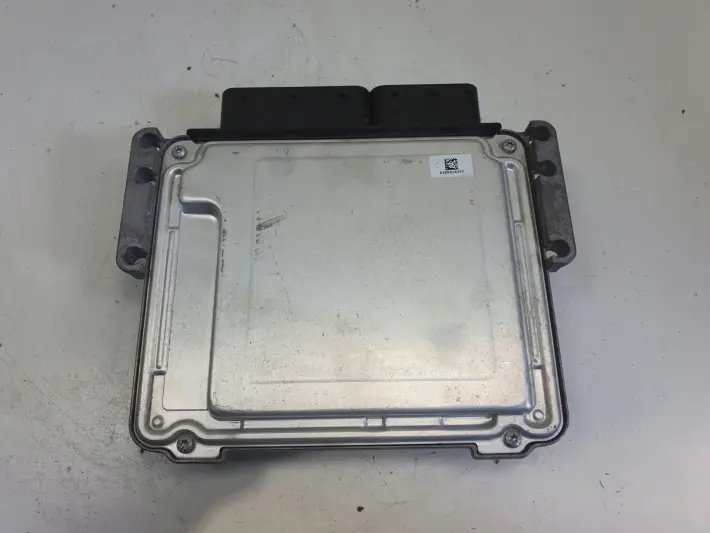 Volvo V40 CROSS COUNTRY 1.5 T3 STEROWNIK SILNIKA komputer 32255068