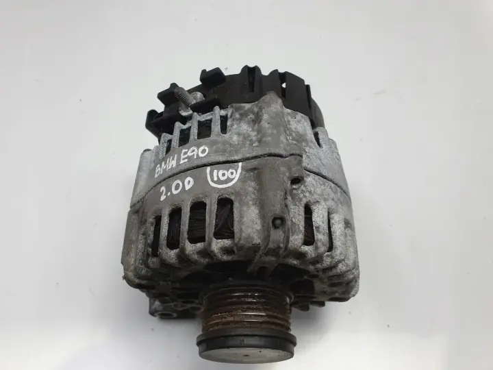 BMW E90 E91 2.0 D ALTERNATOR valeo 8507623 150A