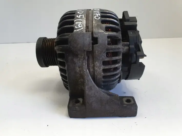 Volvo S60 I V70 II 2.4 D5 ALTERNATOR 30667788 bosch 0124625024