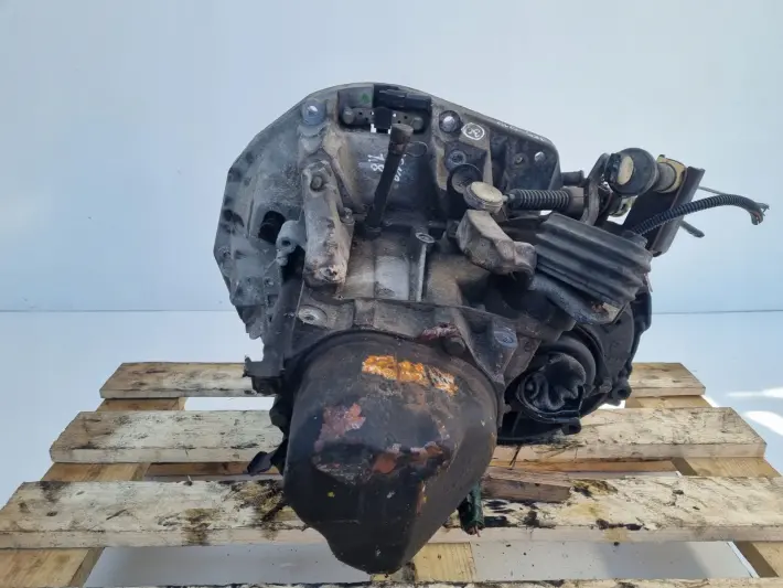 Renault Laguna II 1.8 16V SKRZYNIA BIEGÓW manualna JR5010manual