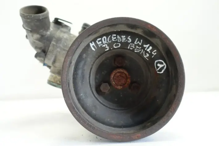 Mercedes W124 3.0 24V POMPA WODY R1042030274