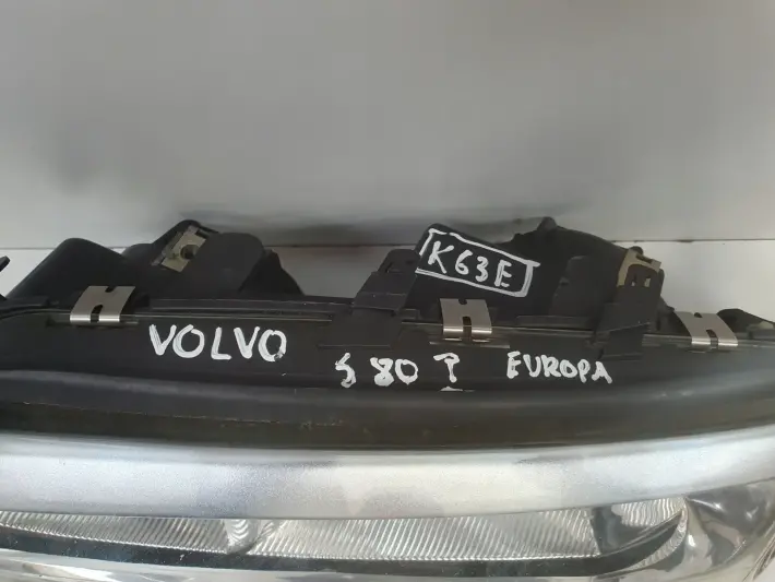 Volvo S80 I 04-06r LIFT PRZEDNIA LAMPA LEWA lewy przód EUROPA