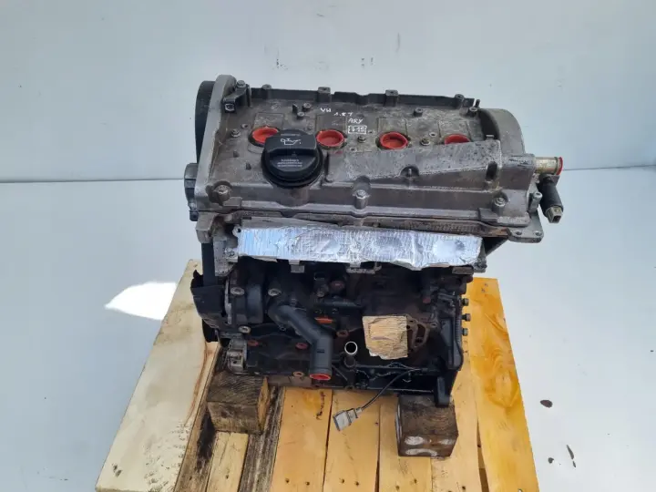 SILNIK BEZ OSPRZĘTU Audi TT 1.8 T TURBO 180KM ładna kompresja ARY