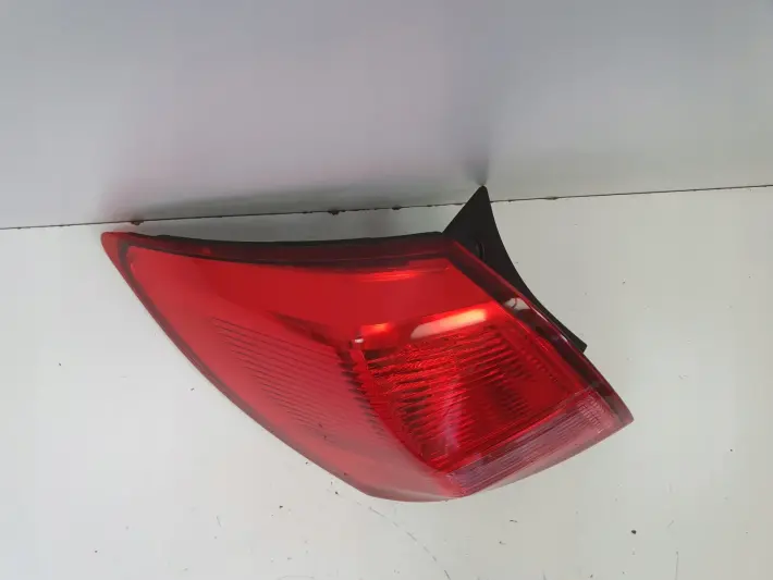 Nissan Qashqai I J10 06-09r TYLNIA LAMPA LEWA LEWY TYŁ kierowcy 39070311