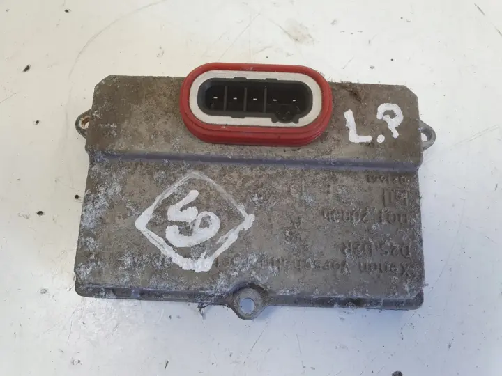 Audi Renault Nissan PRZETWORNICA lampy Xenon Moduł 5DV008290