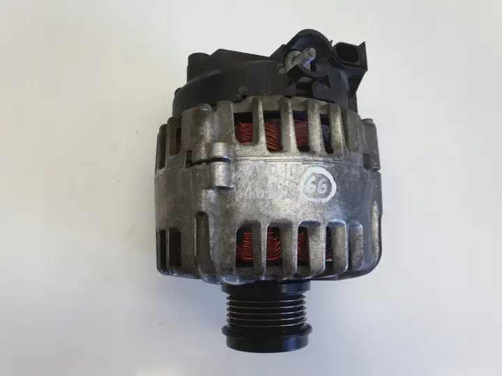 Volvo V70 III 1.6 D D2 ALTERNATOR valeo 30659390