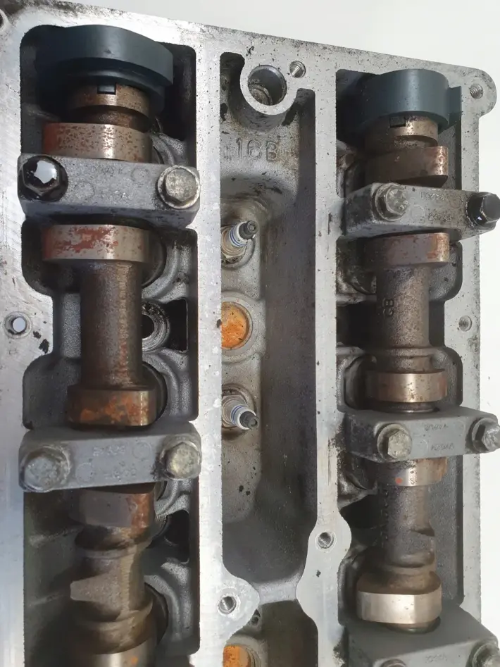 Ford Focus mk3 1.6 16VcGŁOWICA CYLINDRÓW RFAE8G6090BA