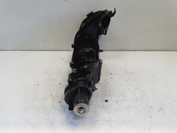 BMW E87 E90 2.0 D KOLEKTOR SSĄCY 7797384 N47D20