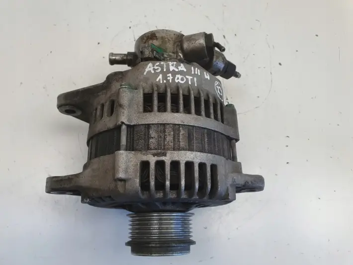 Opel Astra III H 1.7 CDTI ALTERNATOR pompa vacum