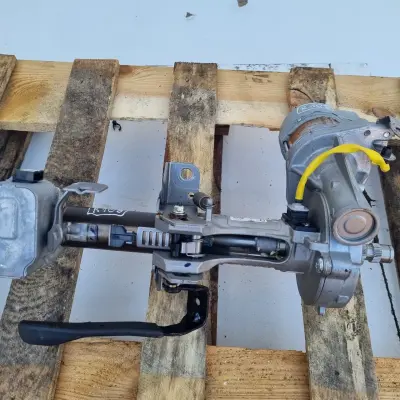 Toyota Corolla E21 POMPA WSPOMAGANIA kolumna 89650-12L40 45250-02P90