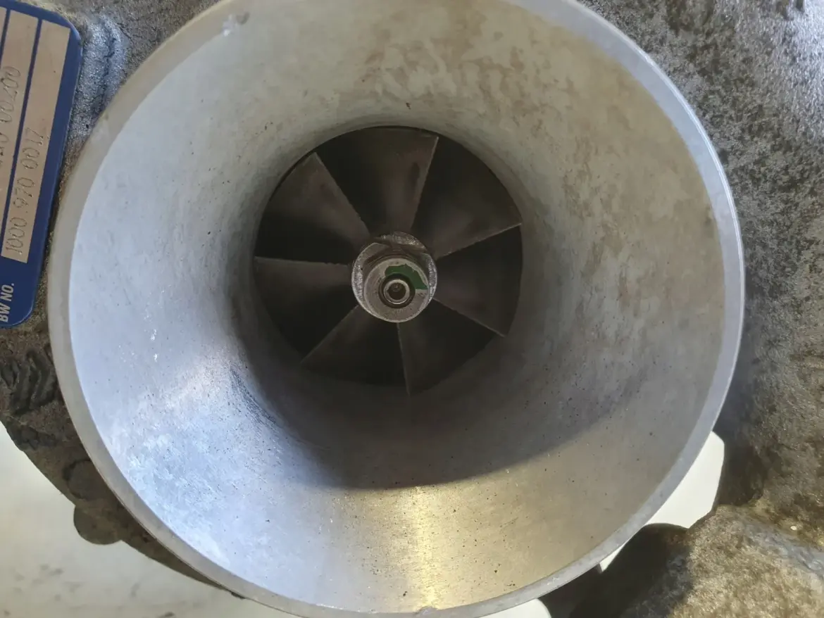Volvo V60 XC60 S80 2.4 D5 TURBOSPRĘŻARKA turbo 31293086 36002757