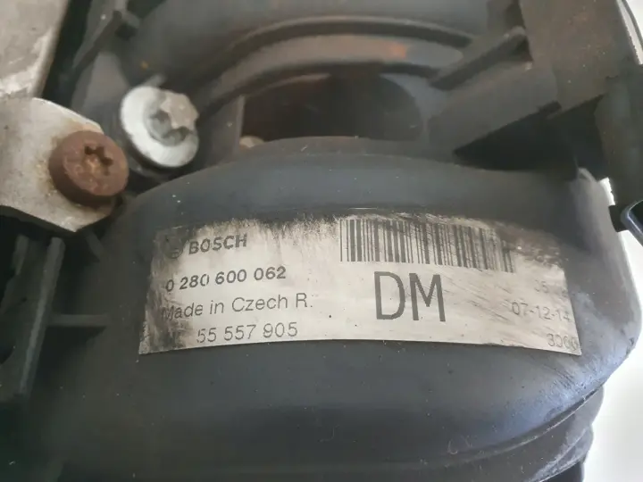 Opel Corsa D 1.0 12V KOLEKTOR SSĄCY 0280600062 55557905