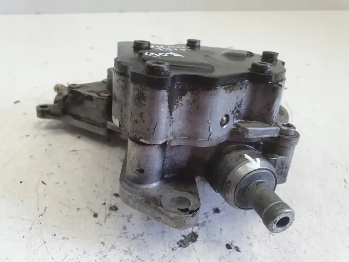 Audi A6 C5 VW Passat B5 1.9 TDI POMPA VACUM wakum 038145209A