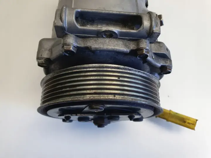 Peugeot 308 I 1.6 HDI SPRĘŻARKA KLIMATYZACJI pompa 9684432480
