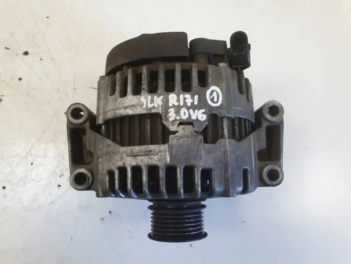 Mercedes SLK R171 3.0 V6 ALTERNATOR A0131545602 bosch