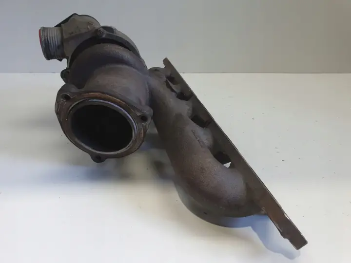 Volvo S40 II V50 2.5 T TURBOSPRĘŻARKA turbo 30757112