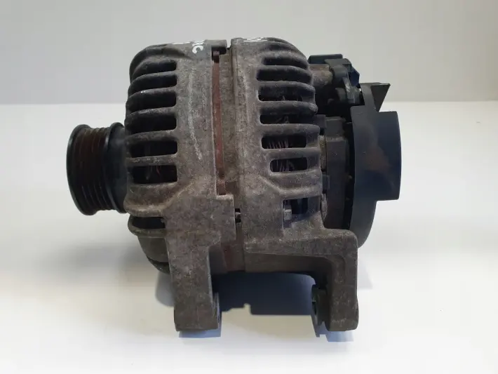 Opel Vectra C lift 1.8 16V ALTERNATOR bosch 0124425050 AL 120A