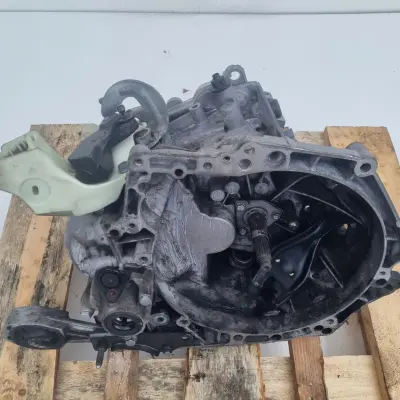 Peugeot 207 1.6 HDI SKRZYNIA BIEGÓW manualna MANUAL 20DP27