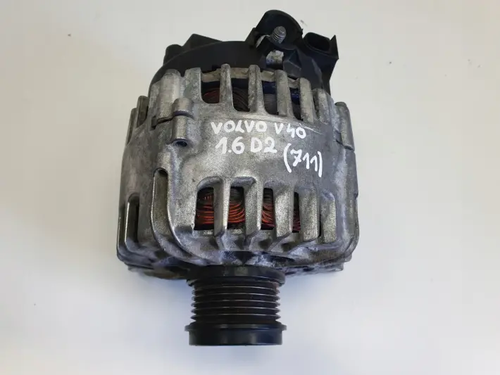 Volvo V40 II 1.6 D2 ALTERNATOR 30659390 valeo 150A