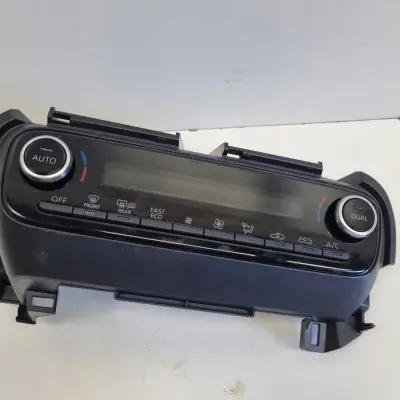 Toyota Yaris IV PANEL KLIMATYZACJI Nawiewu 55900-0DN00