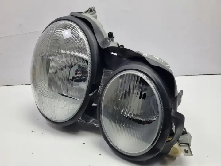 Mercedes W210 95-02r PRZEDNIA LAMPA PRAWA PRAWY PRZÓD nowa europa