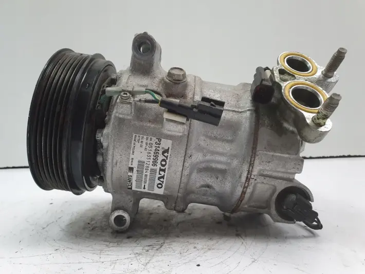 dc573f972ca127e79e2ab9d9adb0e382