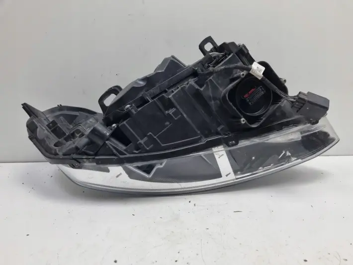 Volvo XC60 LIFT BI XENON SKRĘTNY PRZEDNIA LAMPA LEWA lewy przód 31698808