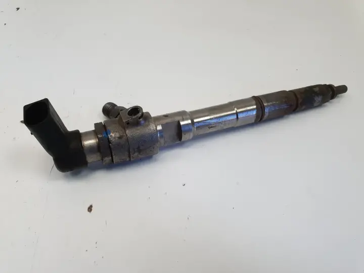 Audi A3 II 8P 1.6 TDI WTRYSKIWACZ wtrysk 03L130277B