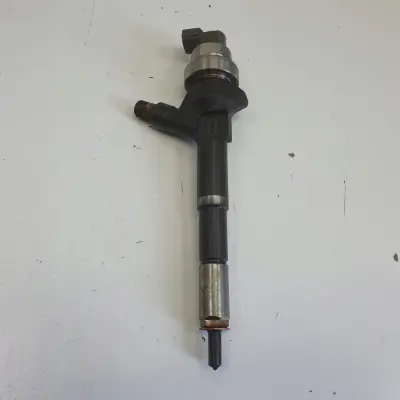 Opel Zafira B Astra J 1.7 CDTI WTRYSKIWACZ wtrysk 55567729